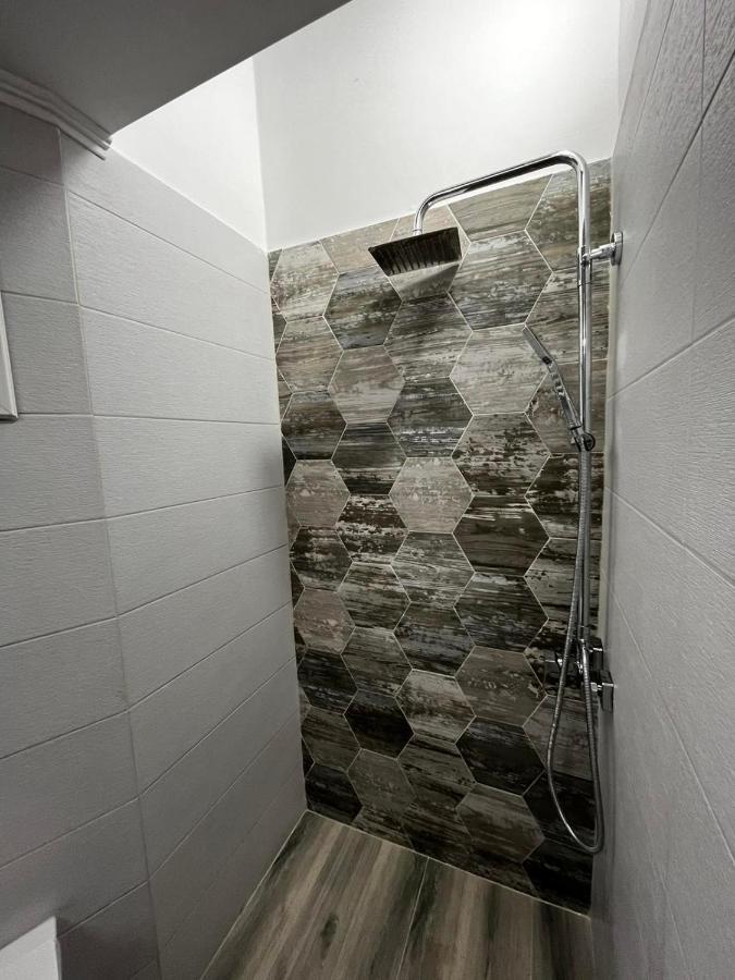 Modern Flat Ag. Dimitriou Appartement Thessaloniki Buitenkant foto
